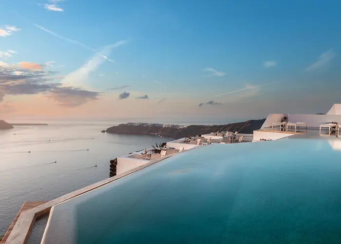 Grace Hotel, Collection