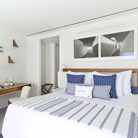 Grace Hotel, Collection 5*