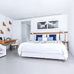 Grace Hotel, Collection 5*