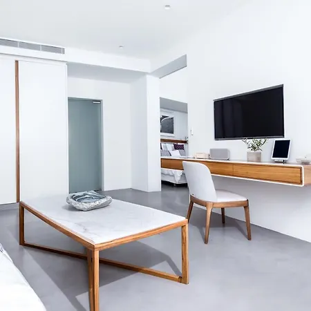 Grace Hotel, Collection Imerovígli