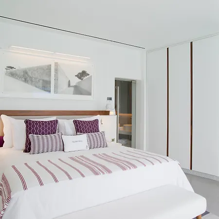 Grace Hotel, Collection 5*