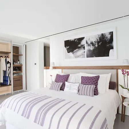 Grace Hotel, Collection Imerovígli